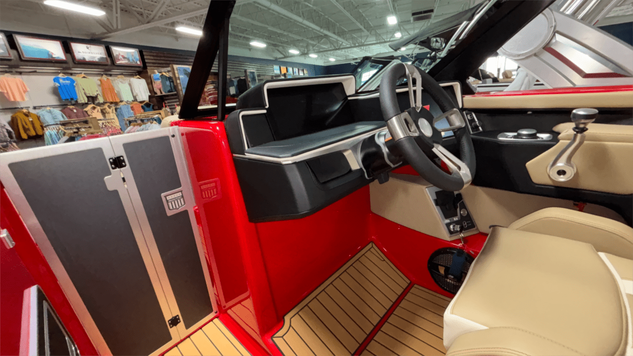 2025 MasterCraft X24