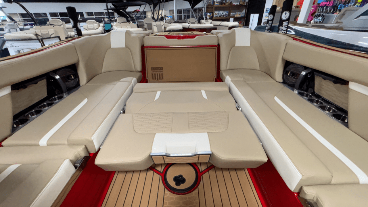 2025 MasterCraft X24