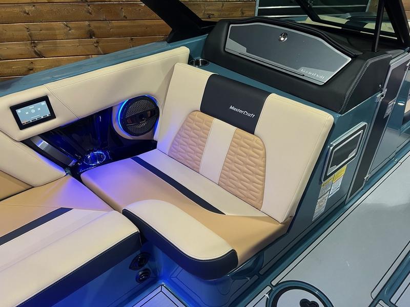 2025 MasterCraft X22