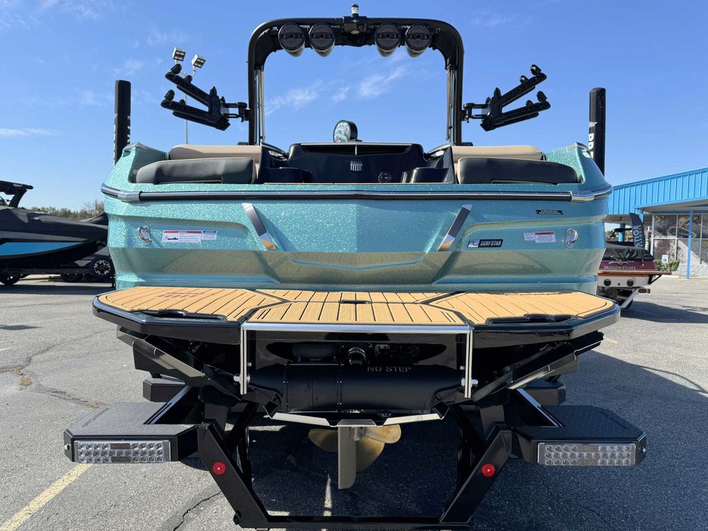 2025 MasterCraft X24