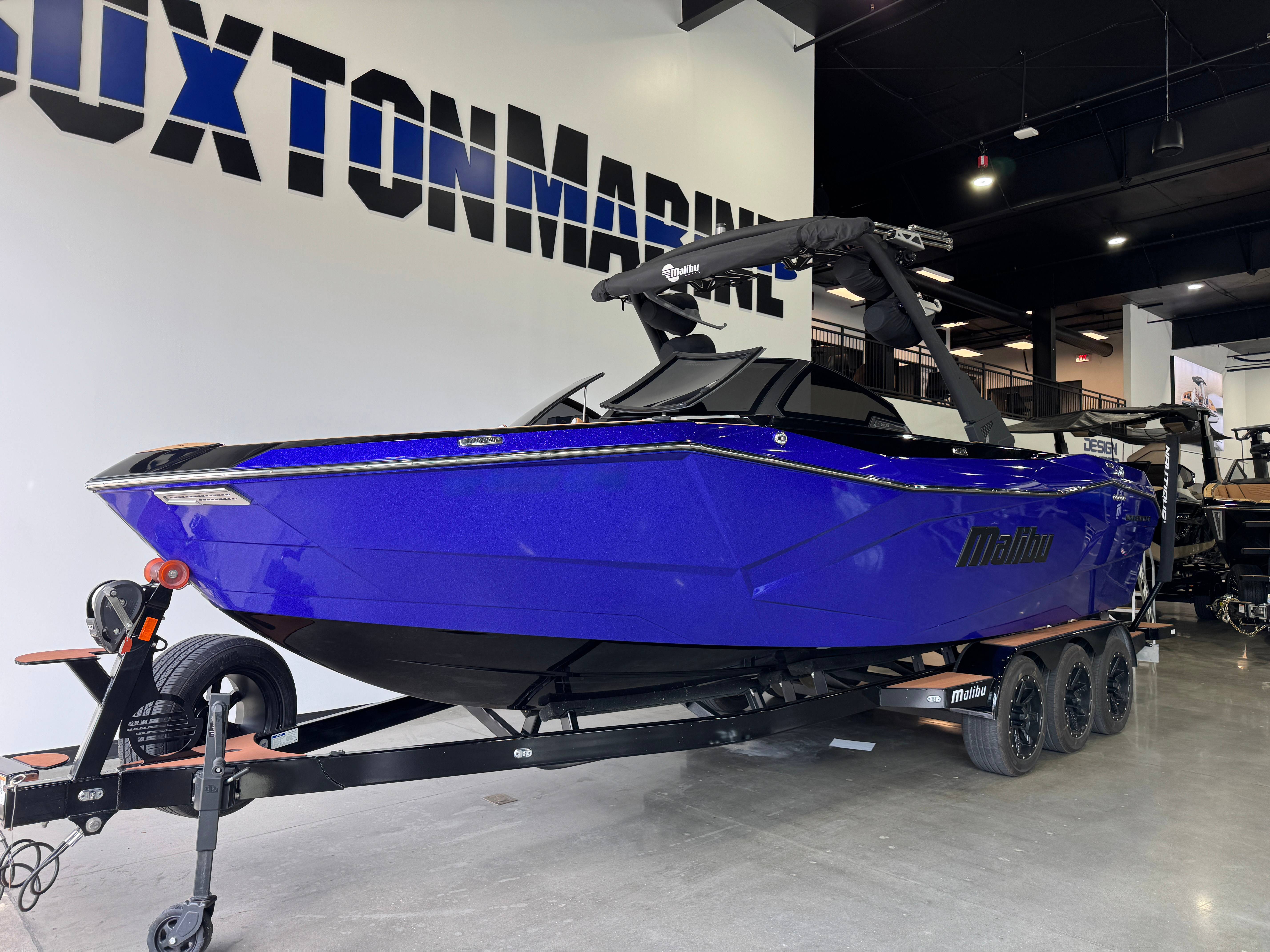 2023 Malibu Wakesetter 26 LSV