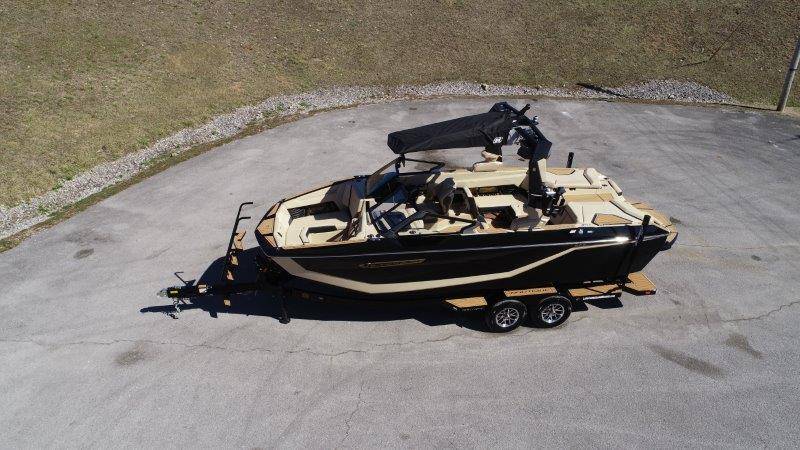 2025 Nautique G23