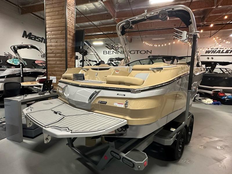 New 2024 MasterCraft X22