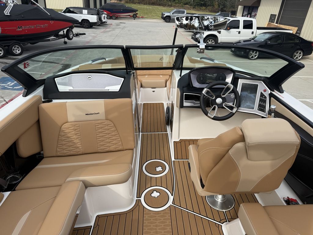 2022 MasterCraft X24