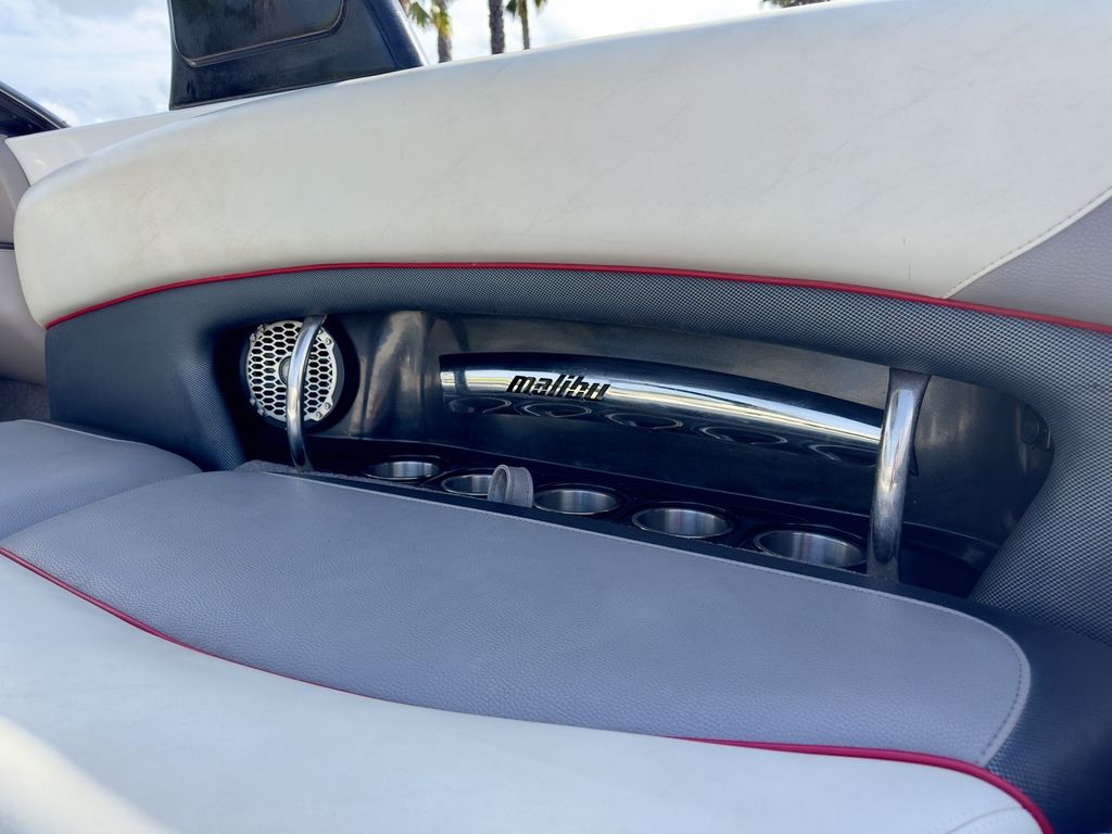 2006 Malibu Boats 247 LSV