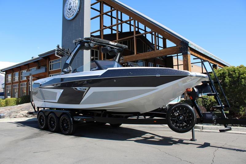 boat.Title