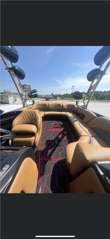 MB Sport F24 Tomcat