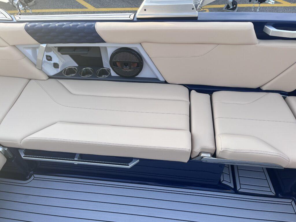 2025 MasterCraft XT24