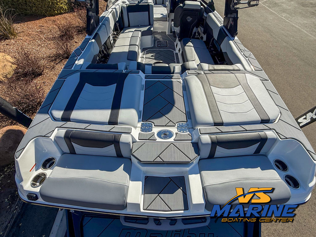 2025 Malibu Boats 23 LSV