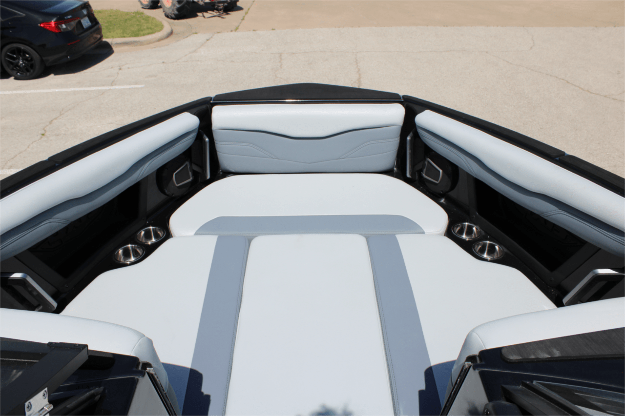 2025 Axis T235
