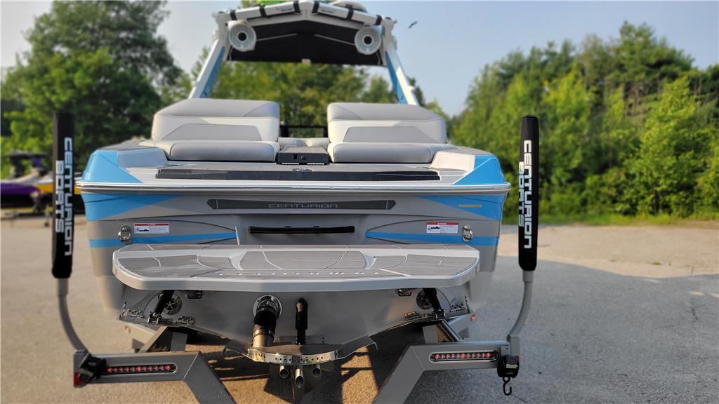 2023 Ri230 w/ trailer 75 hours over 3 years remaining on transferable warranty