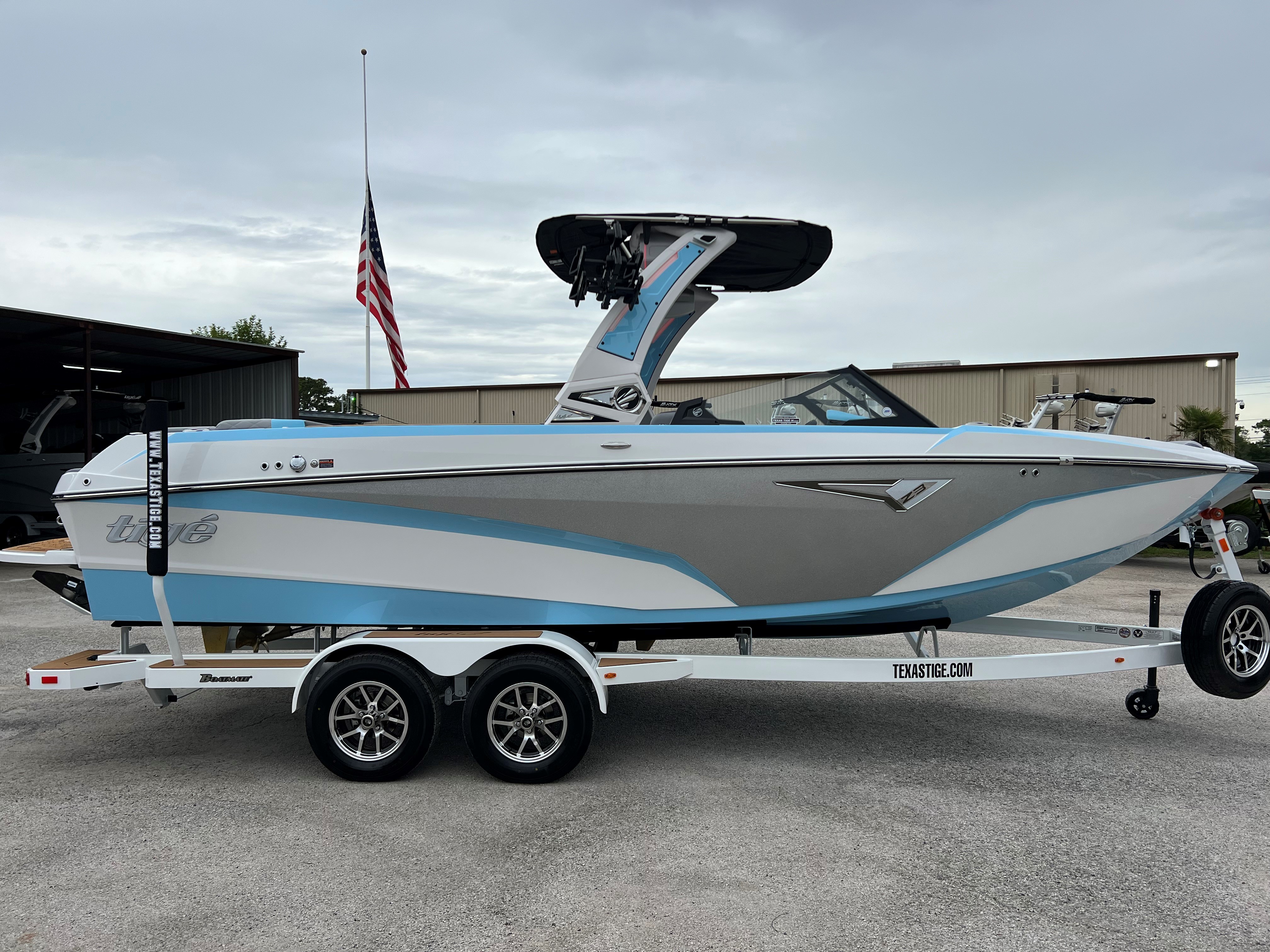 boat.Title