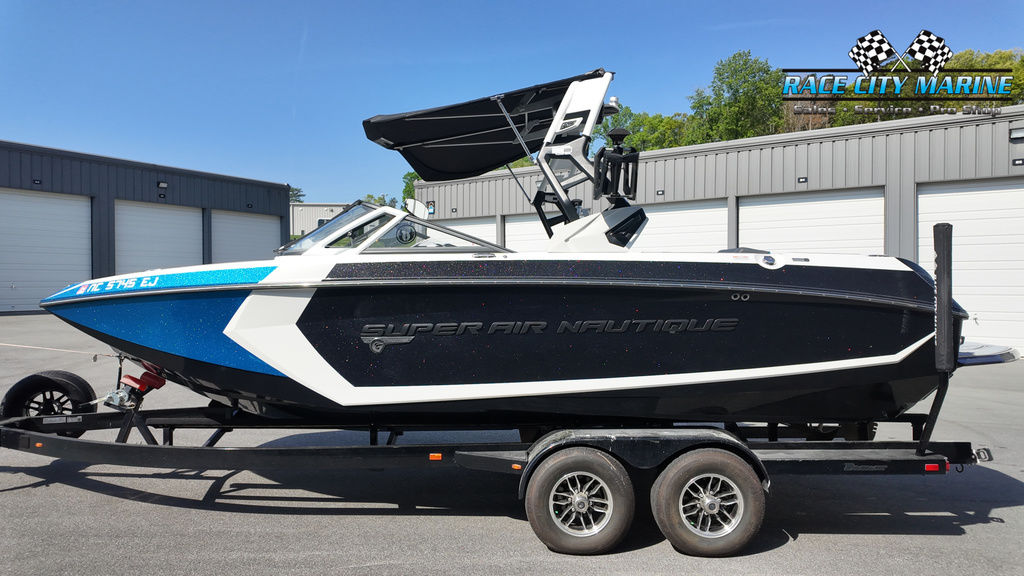 boat.Title