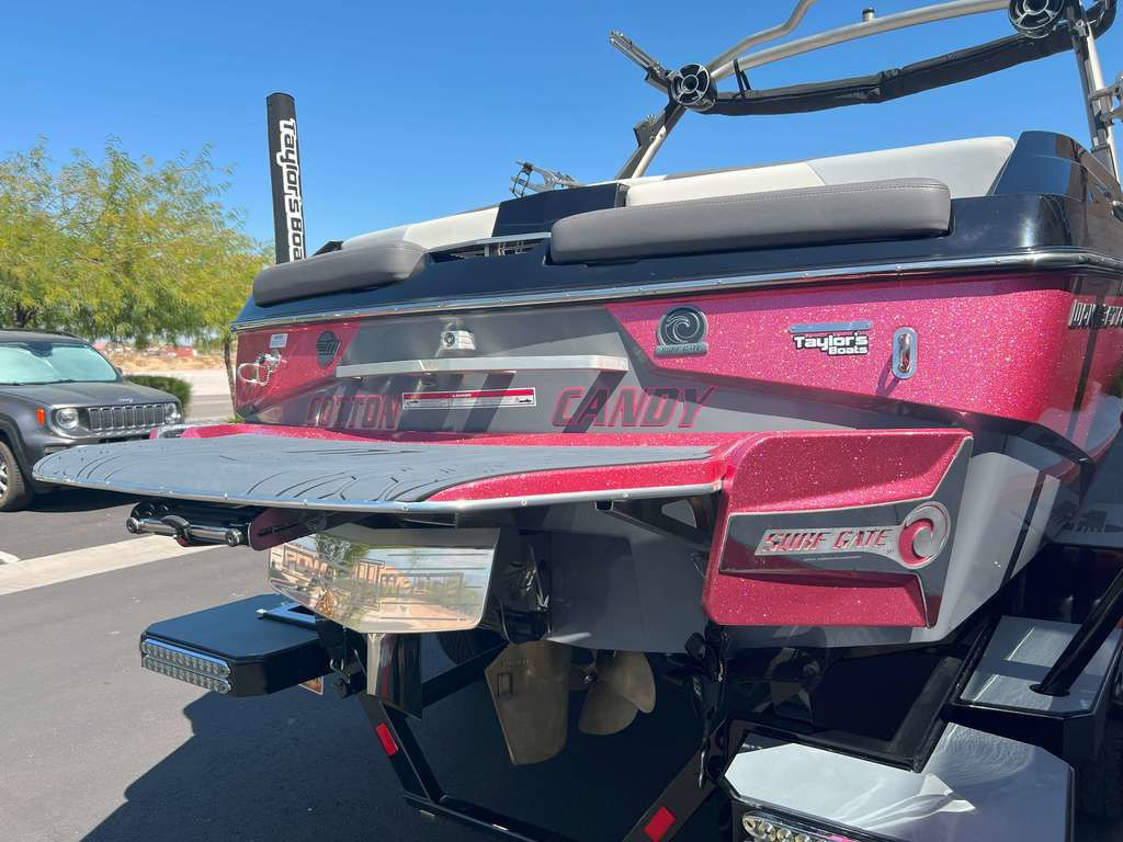 2021 Malibu 22 LSV