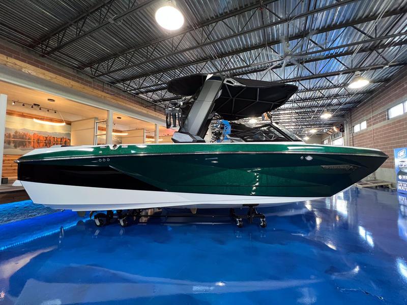 boat.Title