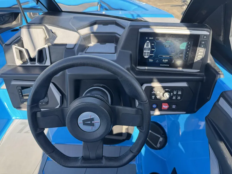 2025 Axis T235