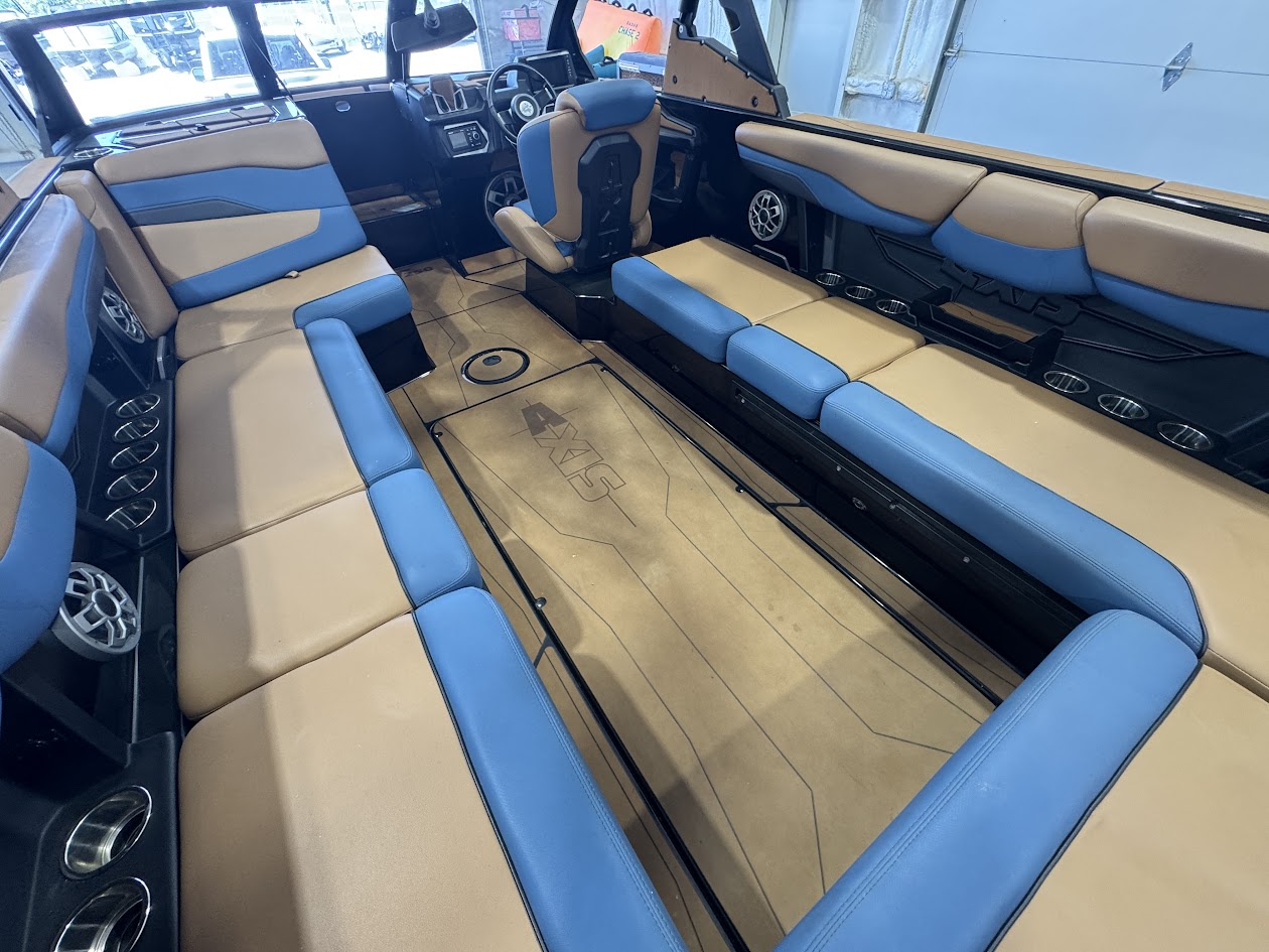 2023 Axis T250