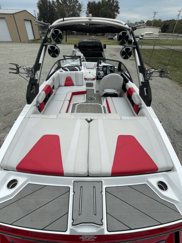 2017 Malibu Wakesetter