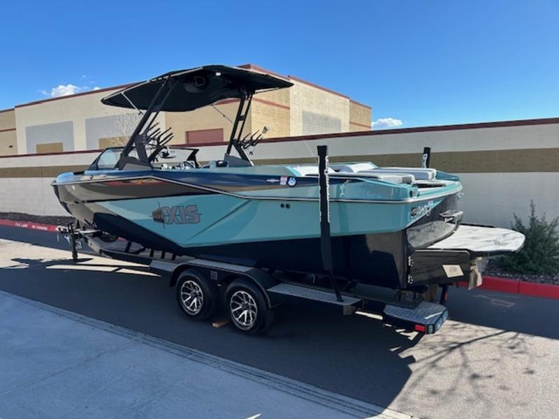 2024 Axis T250