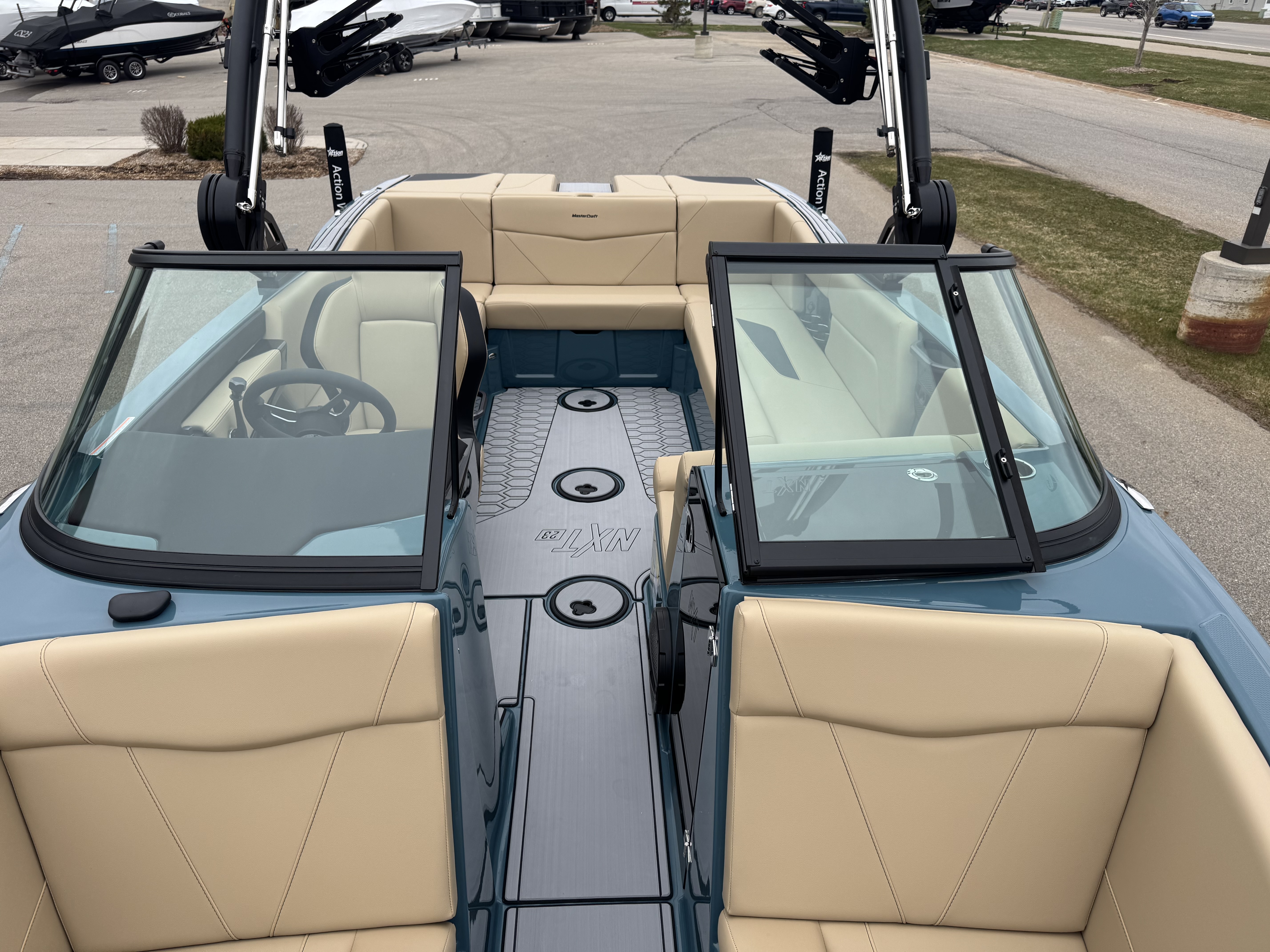 2025 MasterCraft NXT23