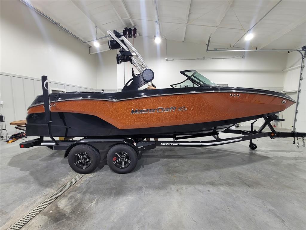 2024 MasterCraft NXT22
