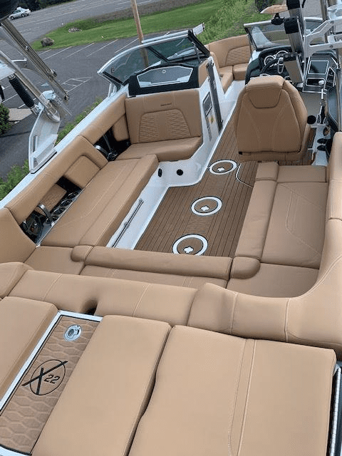 2019 MasterCraft X22