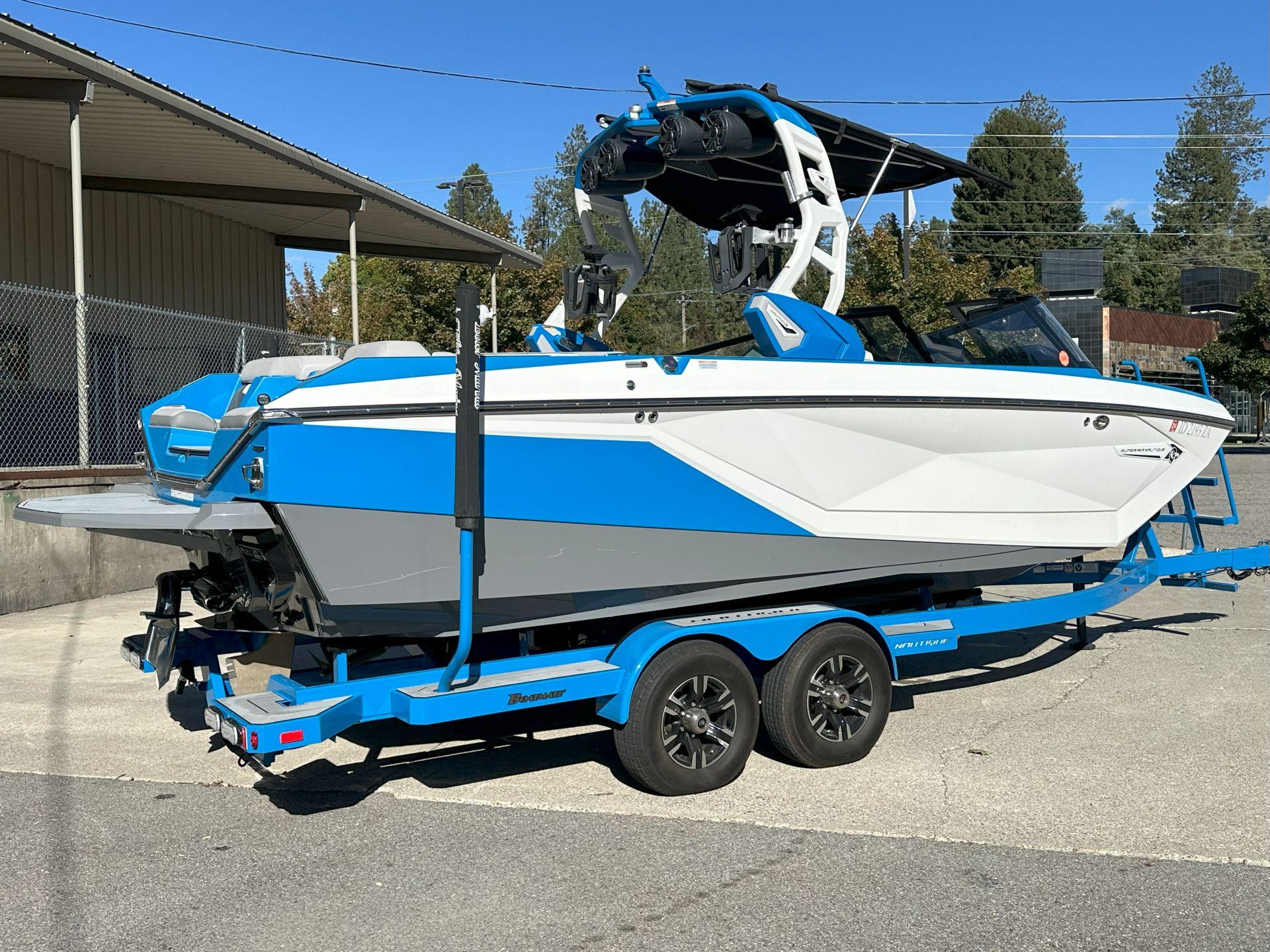 2021 Nautique G23