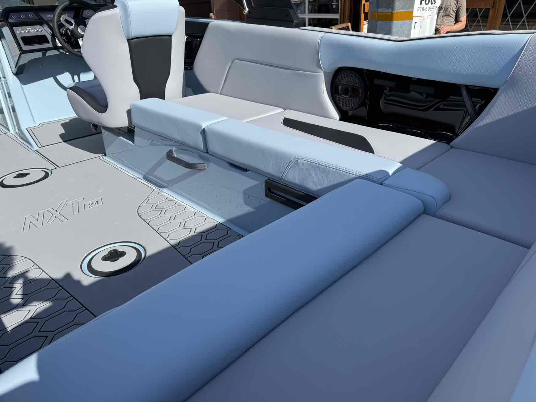 2025 MasterCraft NXT24