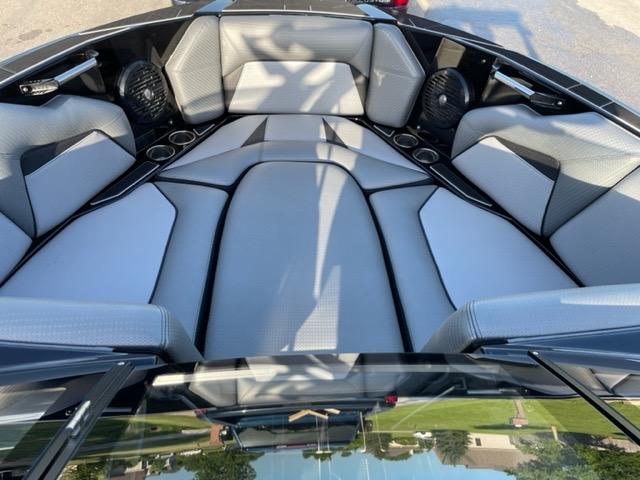 2020 Centurion Vi24