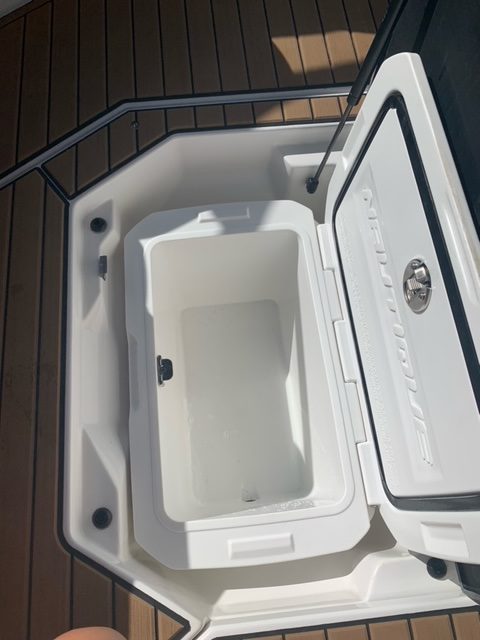 2021 Nautique G25