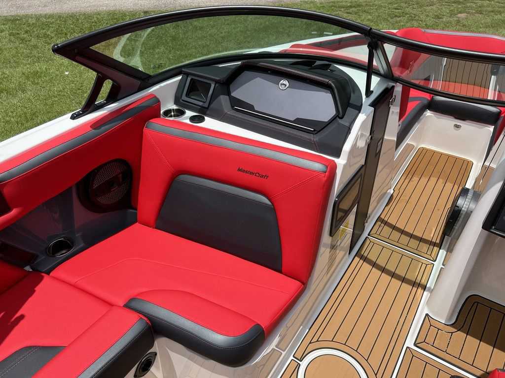 2024 MasterCraft XStar S