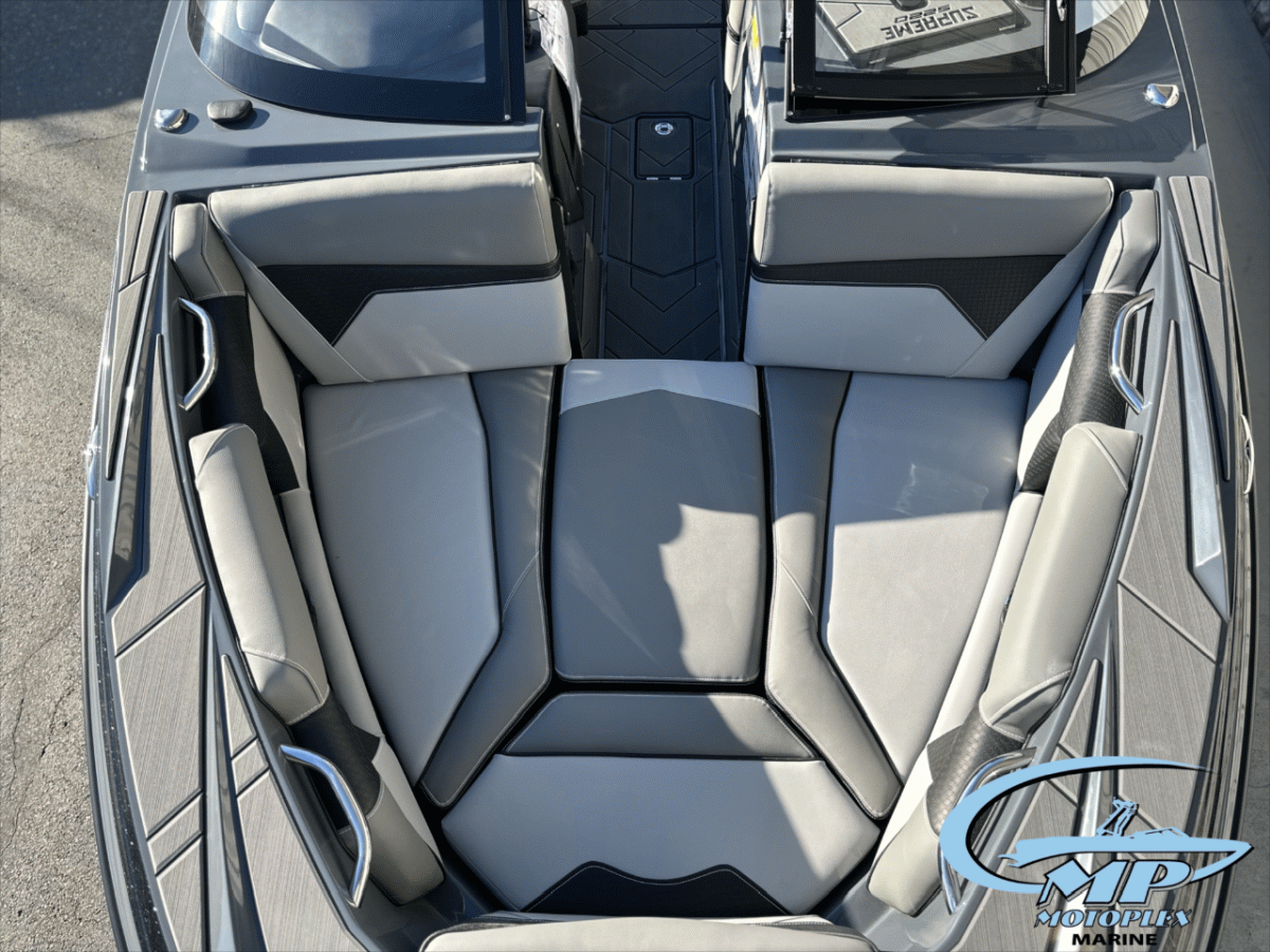 2024 Supreme S220