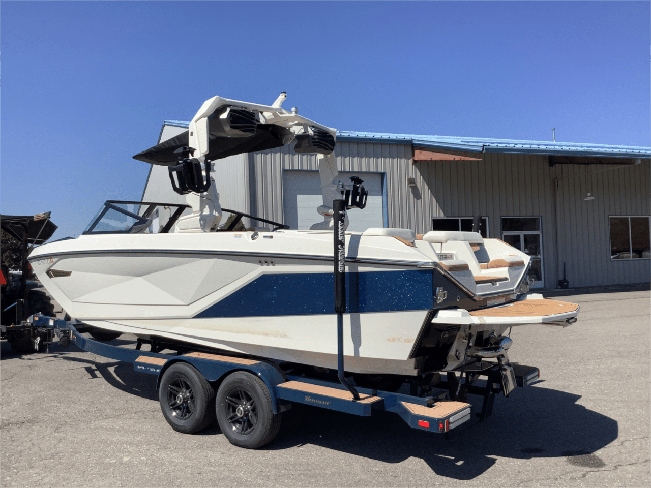 2024 Nautique G23