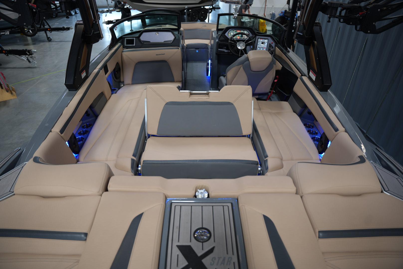 2023 MasterCraft XstarS 6.2L Supercharged &#8211; only 185 hours!