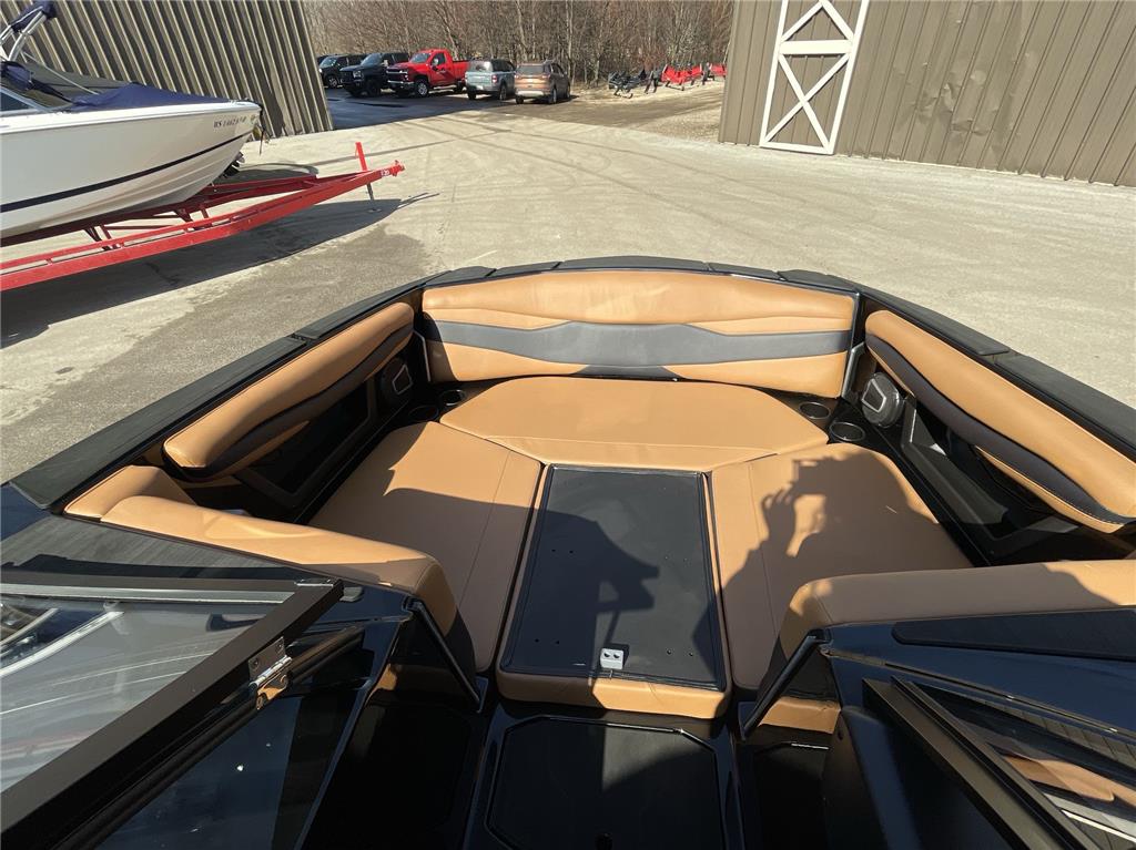 2024 Axis A225