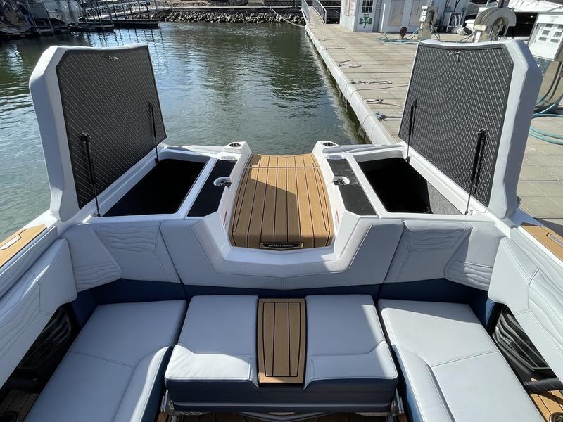 2025 Nautique G25