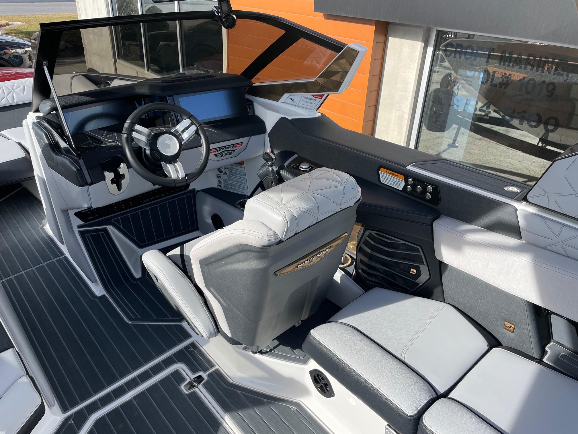 2023 NAUTIQUE G23 PARAGON