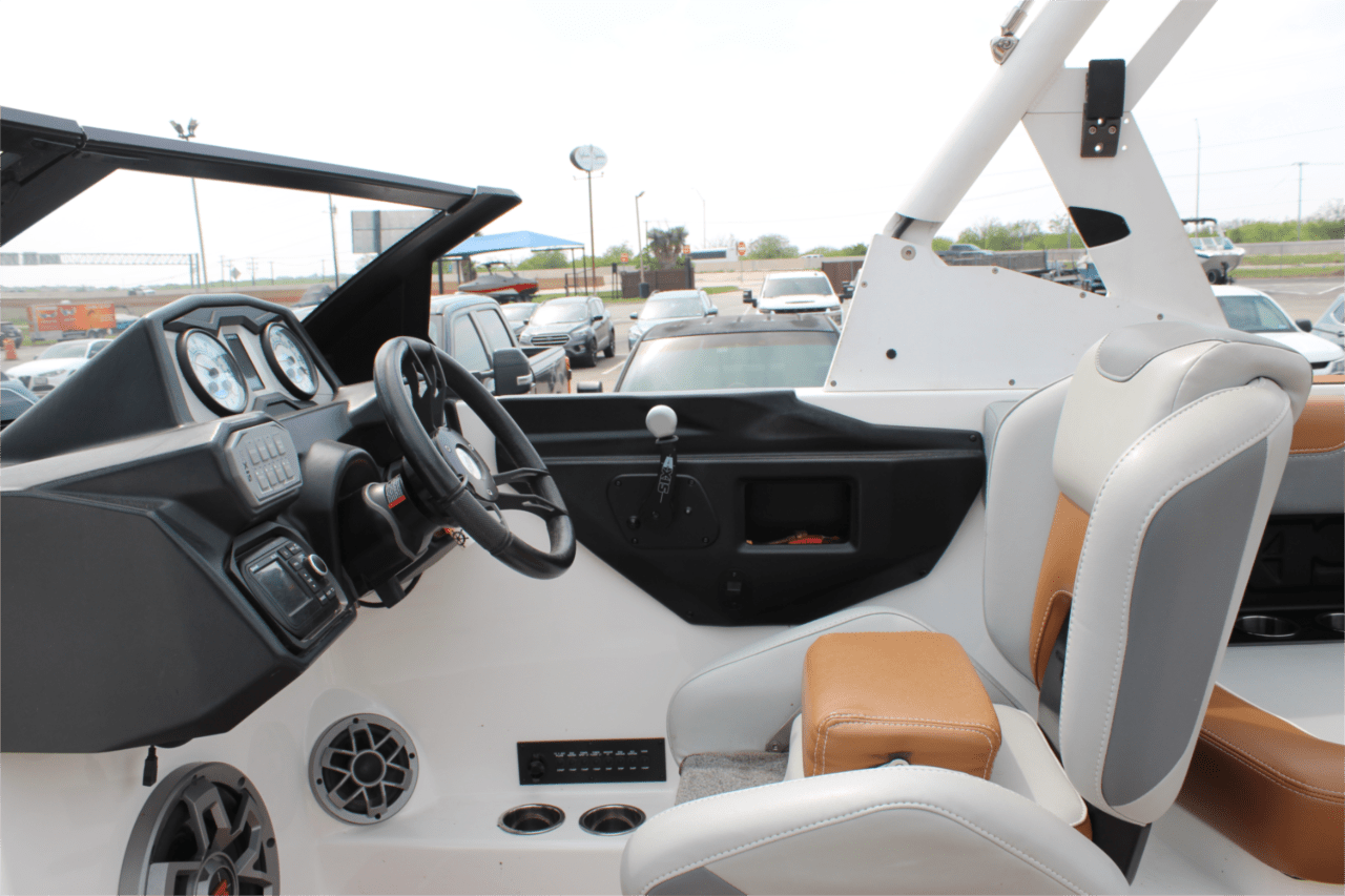 2021 Axis A24