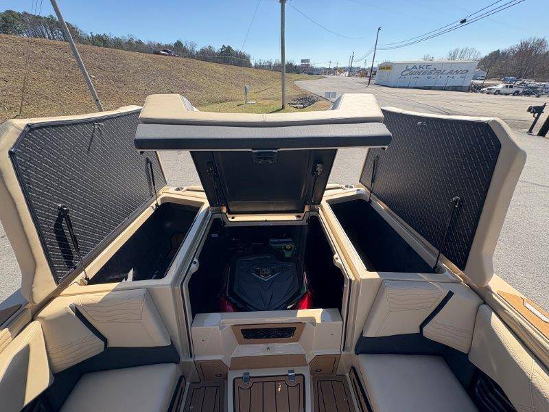 2025 Nautique G23
