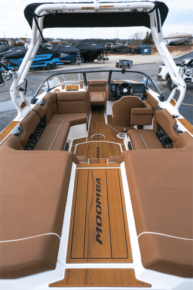 2025 Moomba Max KNOCK OUT PLUS PKG BEST VALUE