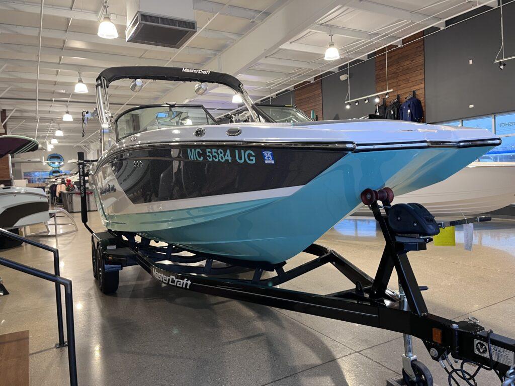2019 MasterCraft NXT22