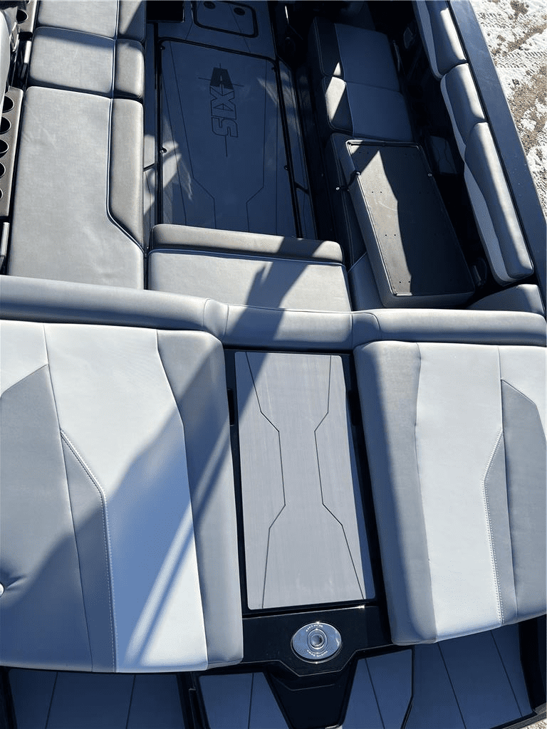 NEW 2024 AXIS A245 wake boat with M6DI motor &amp; TRL