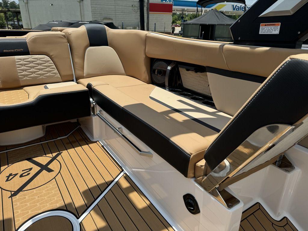 2024 MasterCraft X24