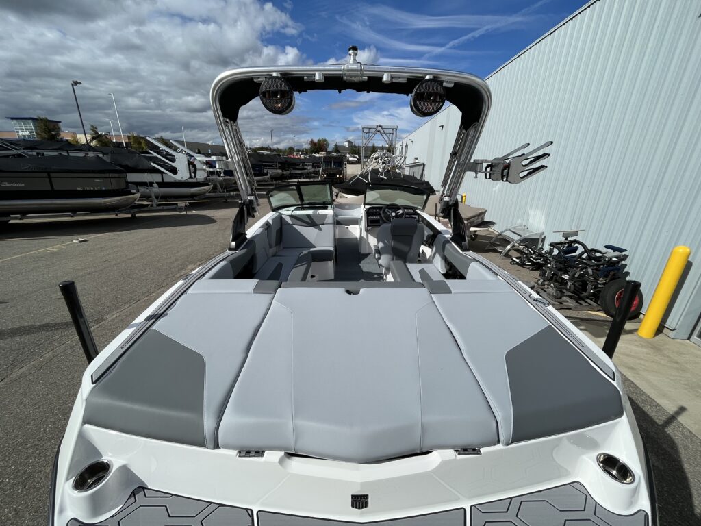 2024 MasterCraft NXT21