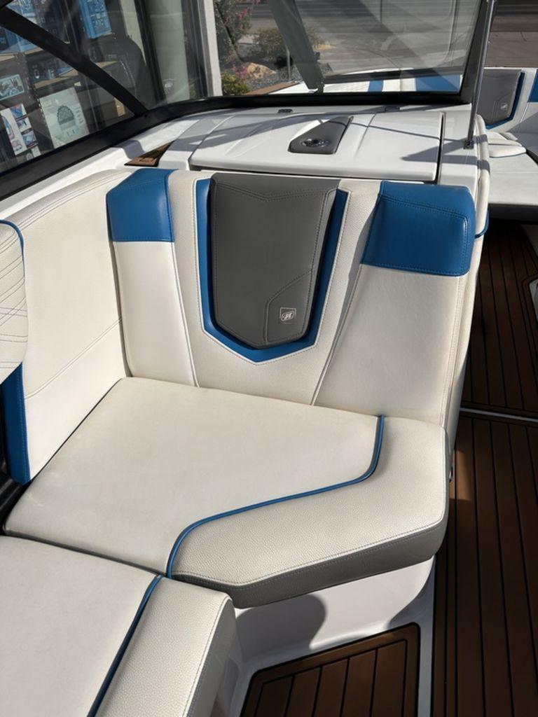 2018 nautique G25