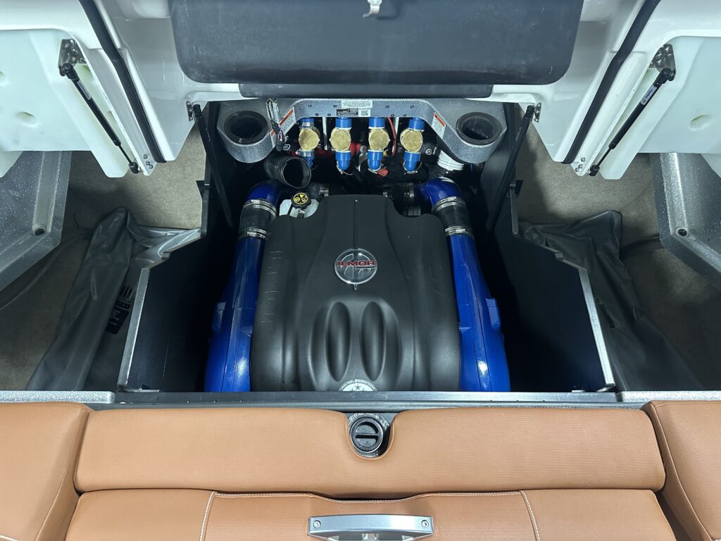 2019 MasterCraft X24