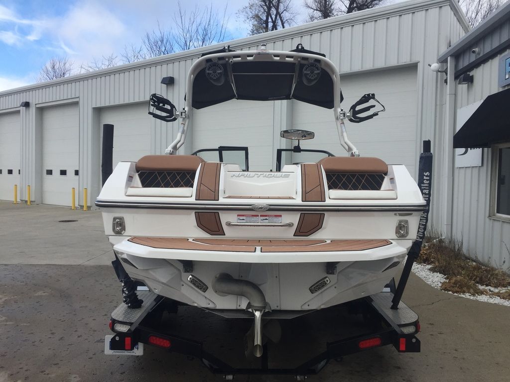 2020 Nautique Super Air GS22