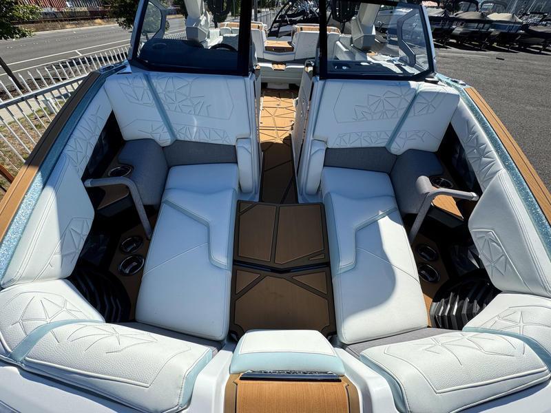 NEW 2024 Nautique G23 Paragon