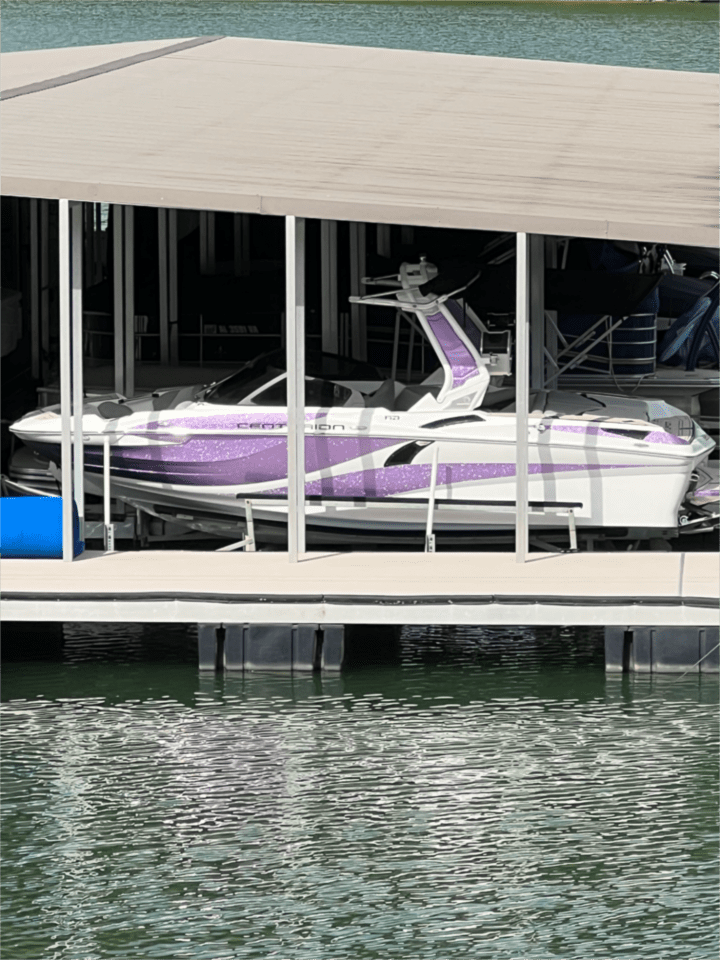 Wakesurf Boat
