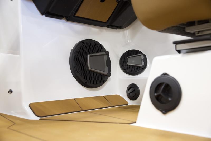 2025 Axis A225
